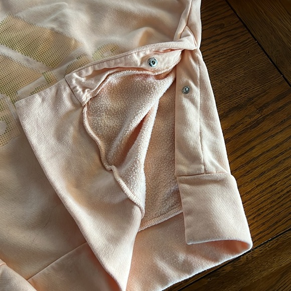 Adidas sweatshirt, size medium - Picture 2 of 4